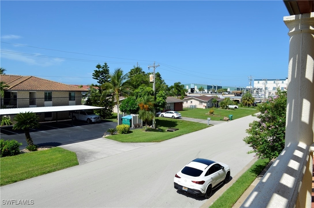 1625 Se 46th Street - Photo 21