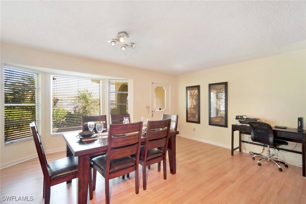1140 Sw 44th Street - Photo 3
