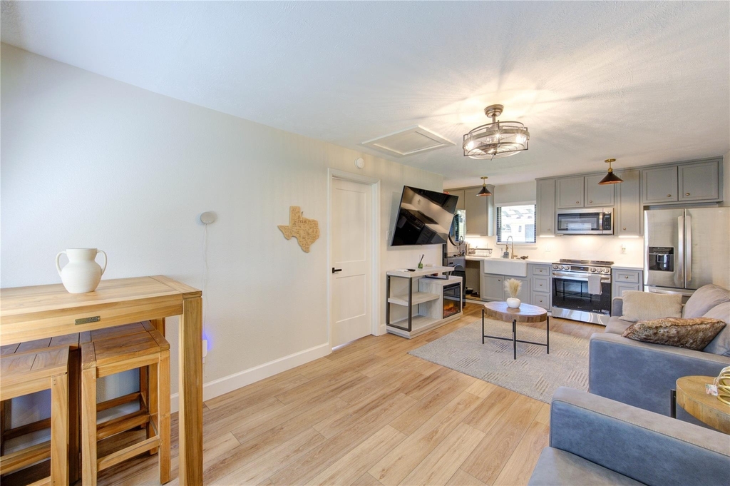 3201 Westridge Street - Photo 7