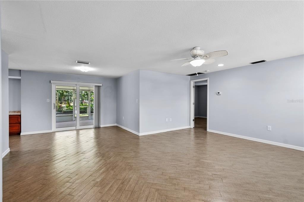 4612 8th Street Court E - Photo 7