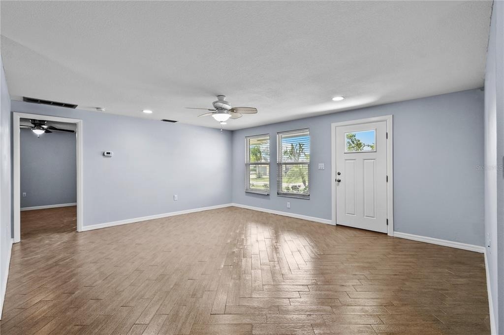 4612 8th Street Court E - Photo 3