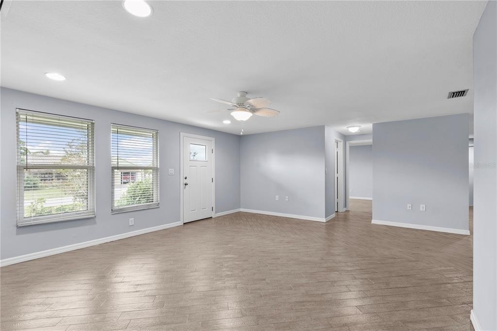 4612 8th Street Court E - Photo 5