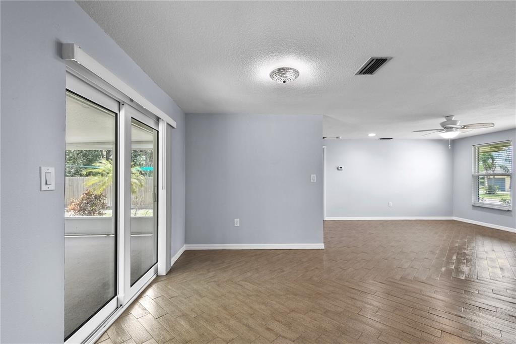 4612 8th Street Court E - Photo 9