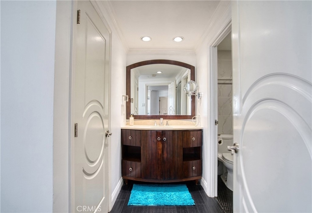 700 E Ocean Boulevard - Photo 21