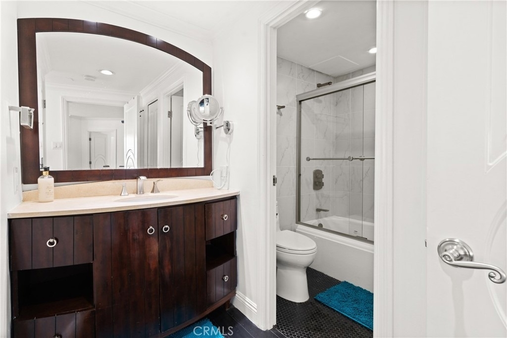 700 E Ocean Boulevard - Photo 20