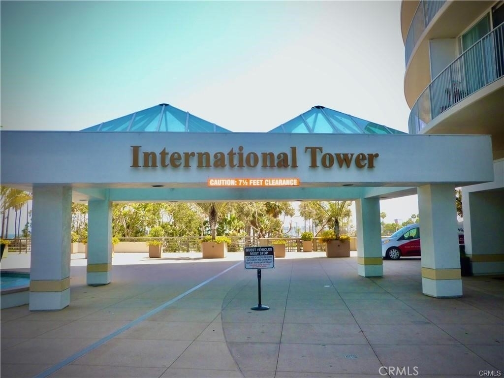 700 E Ocean Boulevard - Photo 44