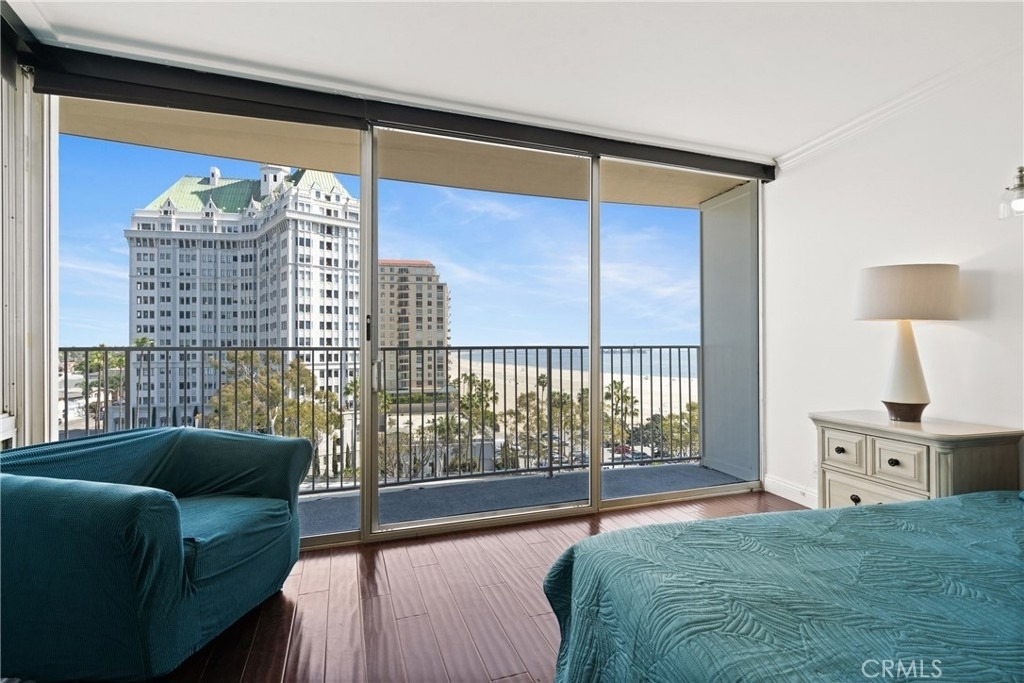 700 E Ocean Boulevard - Photo 16