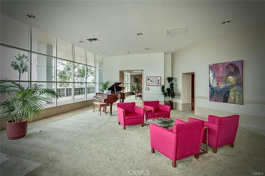 700 E Ocean Boulevard - Photo 39