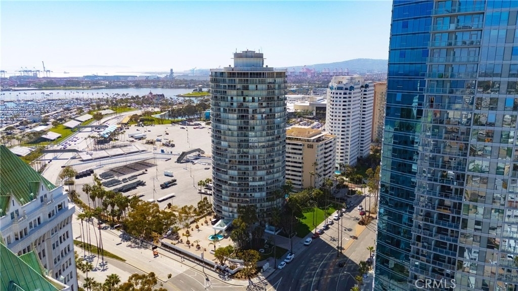 700 E Ocean Boulevard - Photo 45