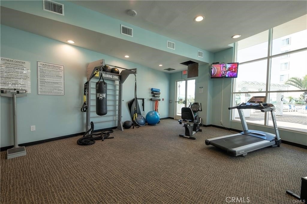 700 E Ocean Boulevard - Photo 37