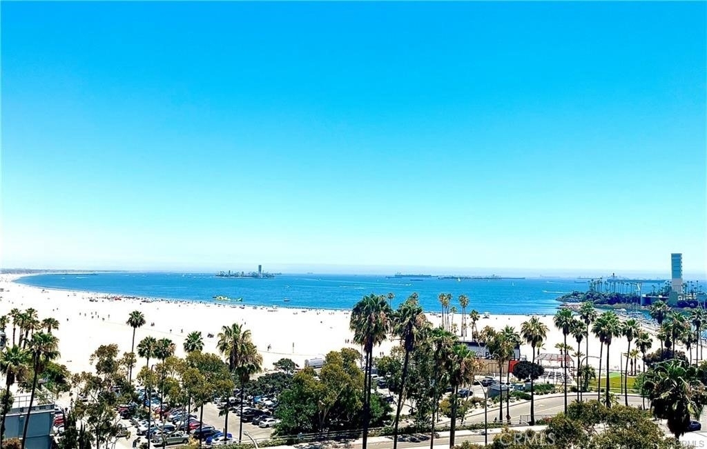 700 E Ocean Boulevard - Photo 1