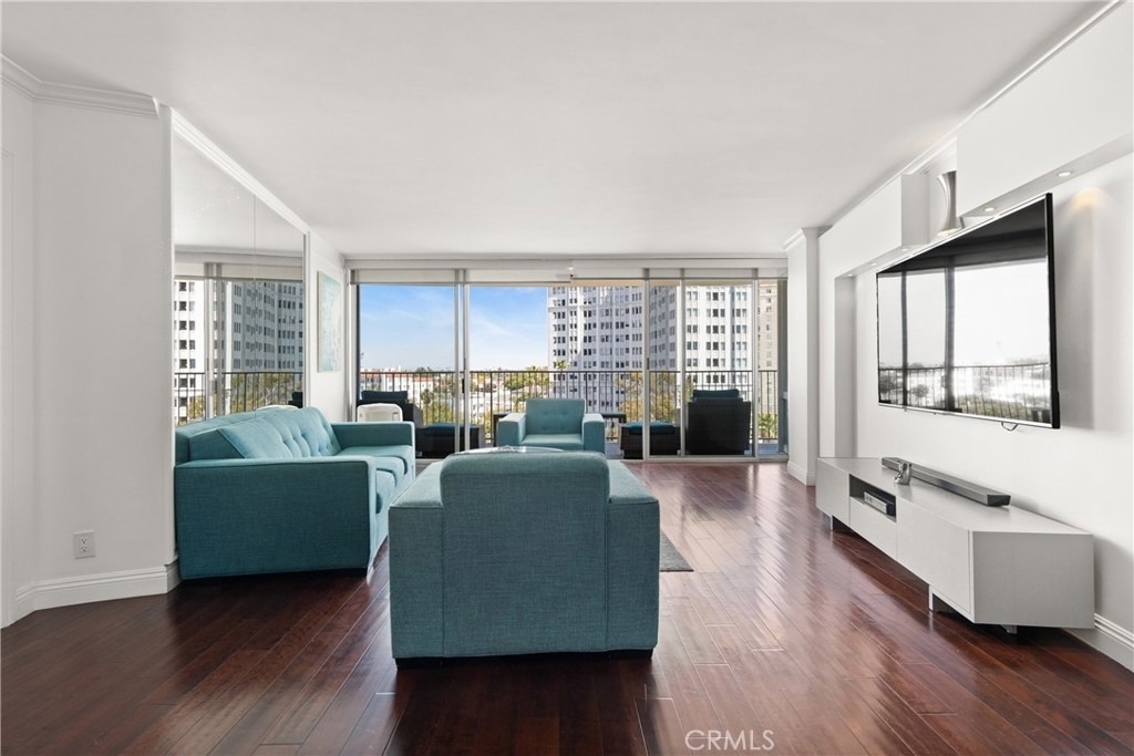 700 E Ocean Boulevard - Photo 8