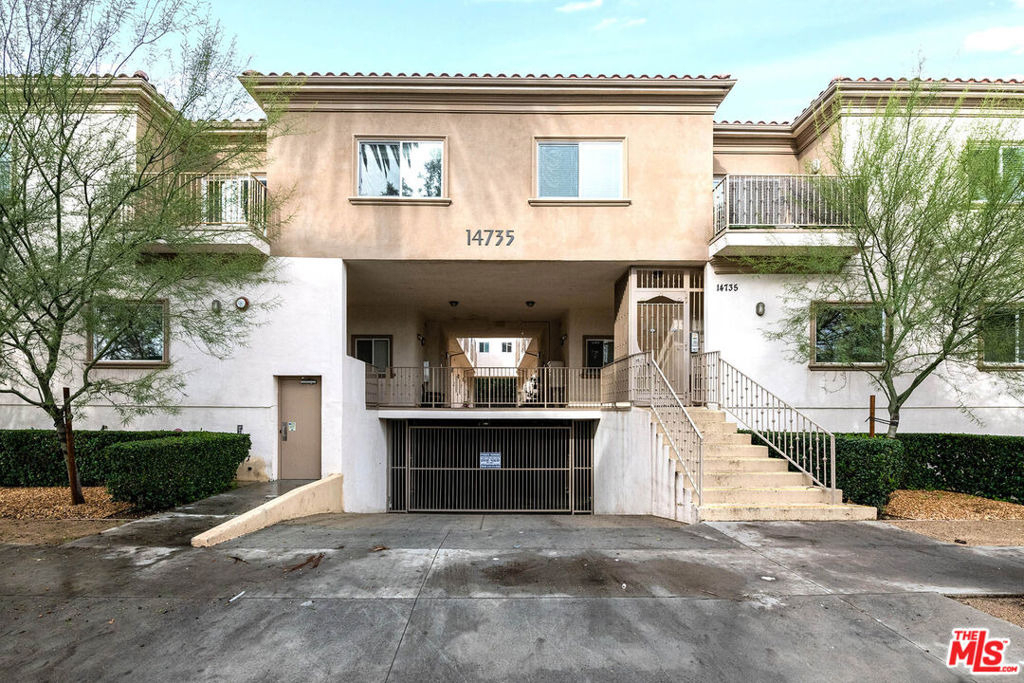 14735 Friar Street - Photo 0