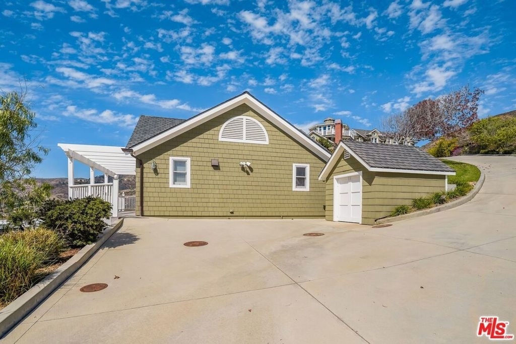 6277 Sea Star Drive - Photo 64