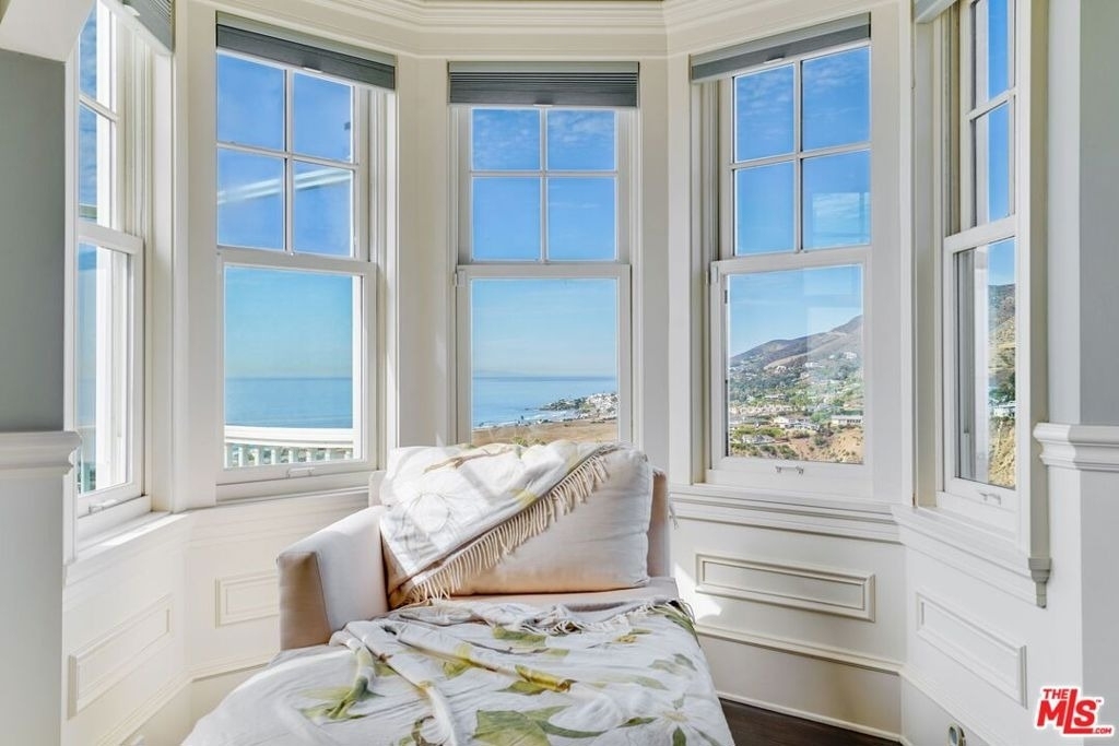 6277 Sea Star Drive - Photo 24