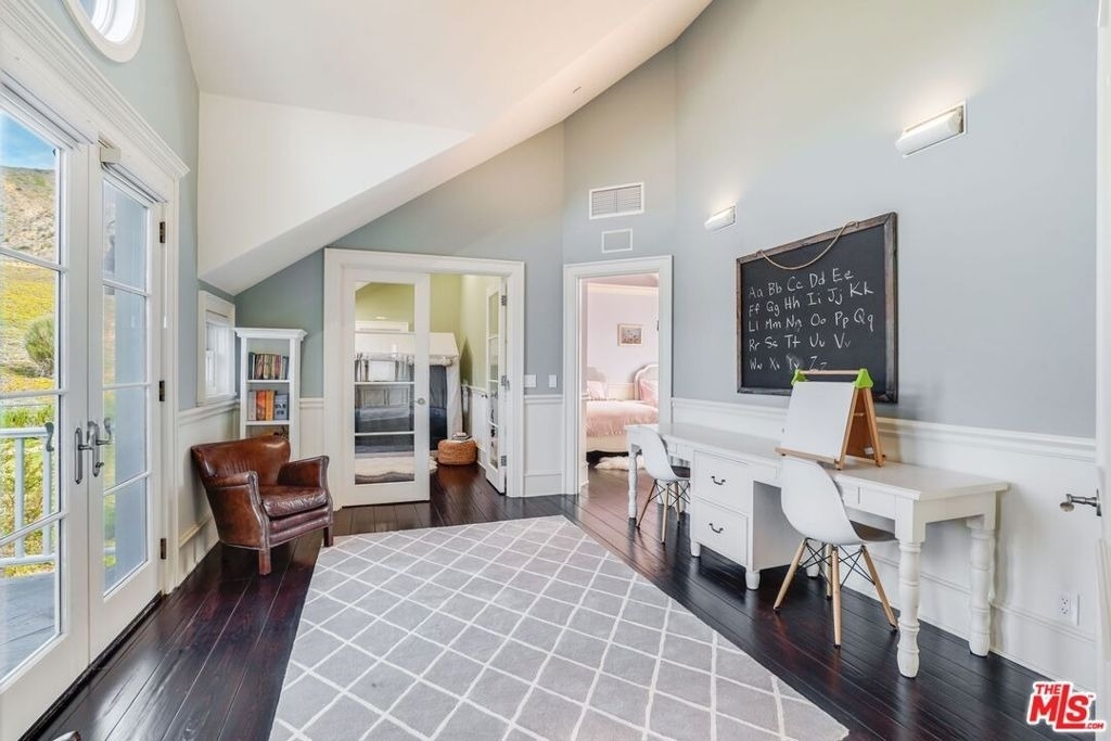 6277 Sea Star Drive - Photo 32