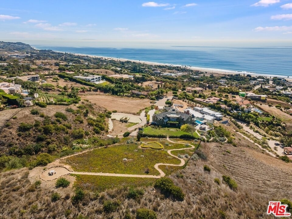 6277 Sea Star Drive - Photo 15