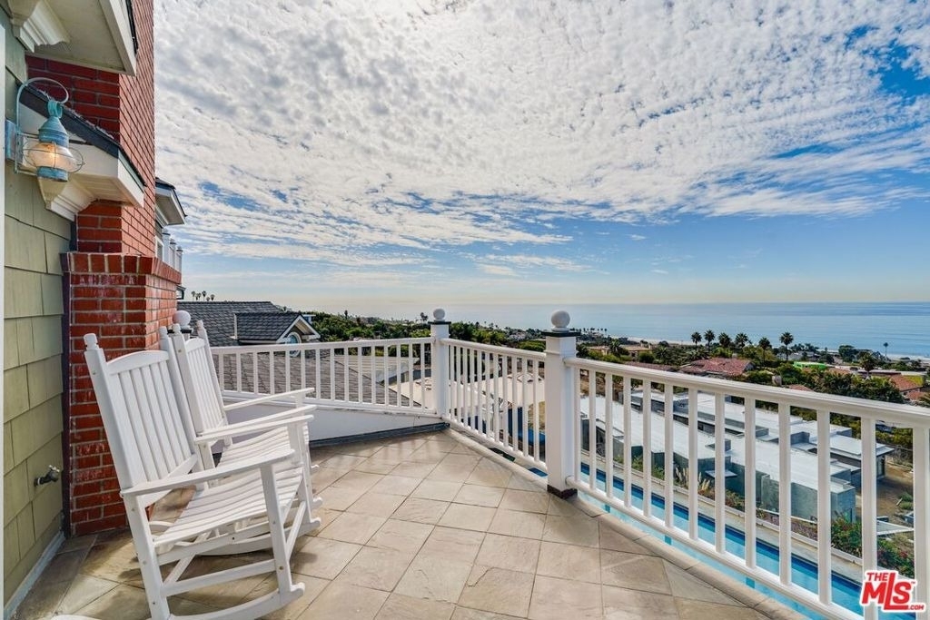 6277 Sea Star Drive - Photo 26