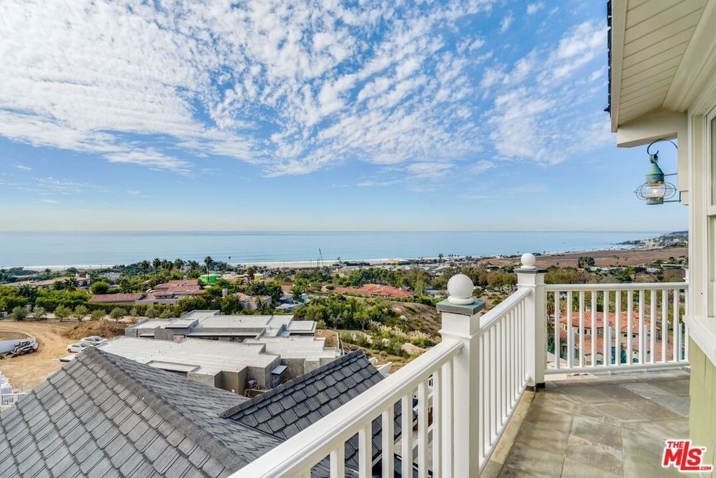 6277 Sea Star Drive - Photo 30