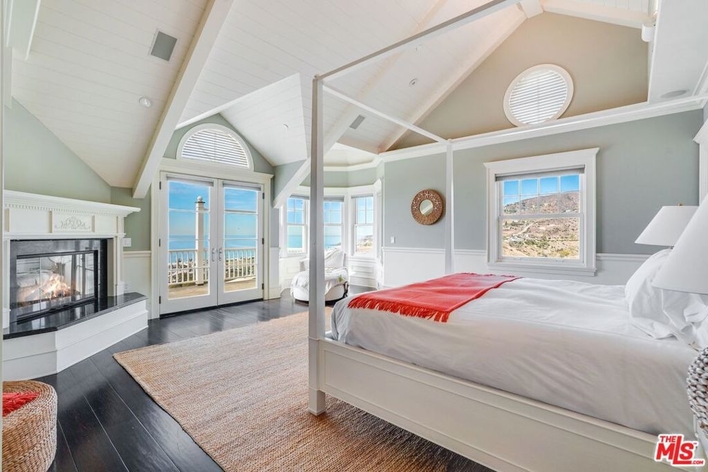 6277 Sea Star Drive - Photo 68
