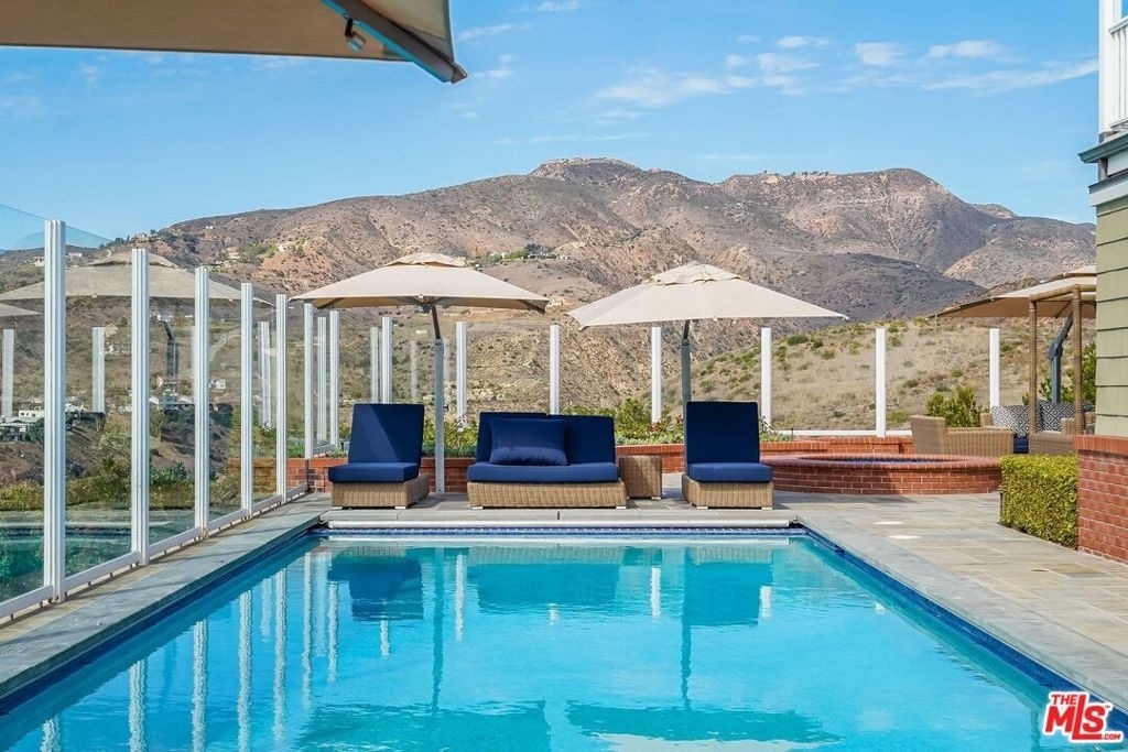6277 Sea Star Drive - Photo 3