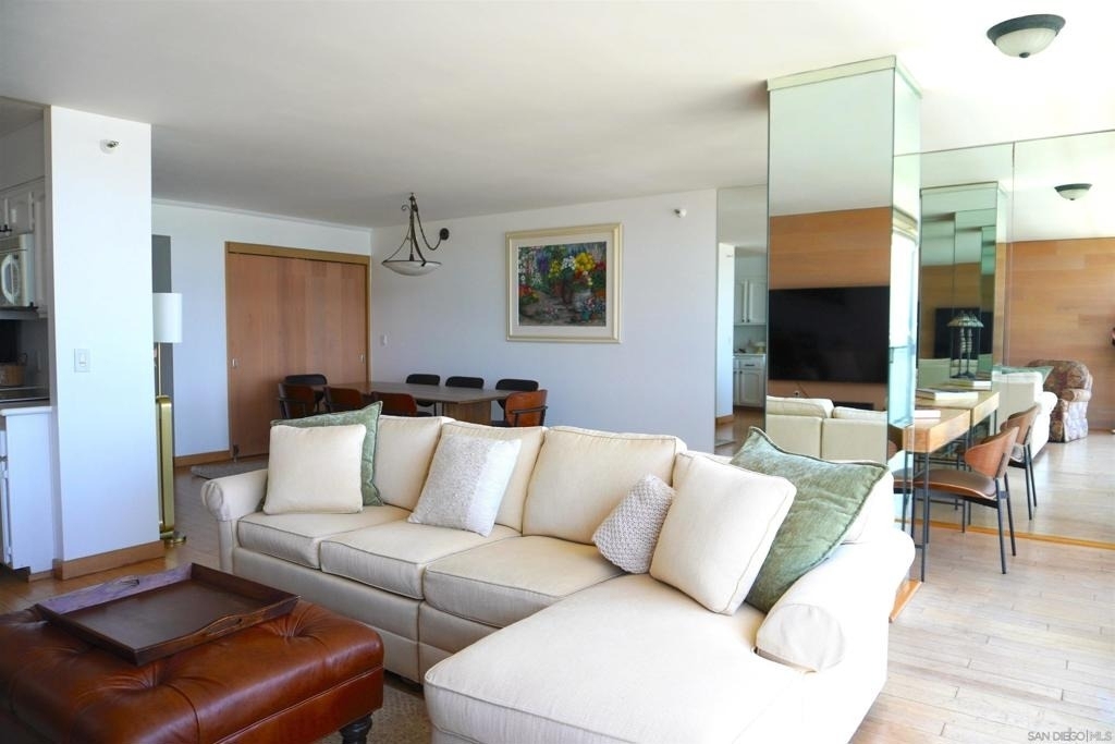 1820 Avenida Del Mundo - Photo 1