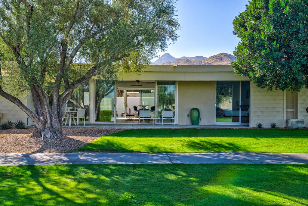 24 Desert Lakes Drive - Photo 1