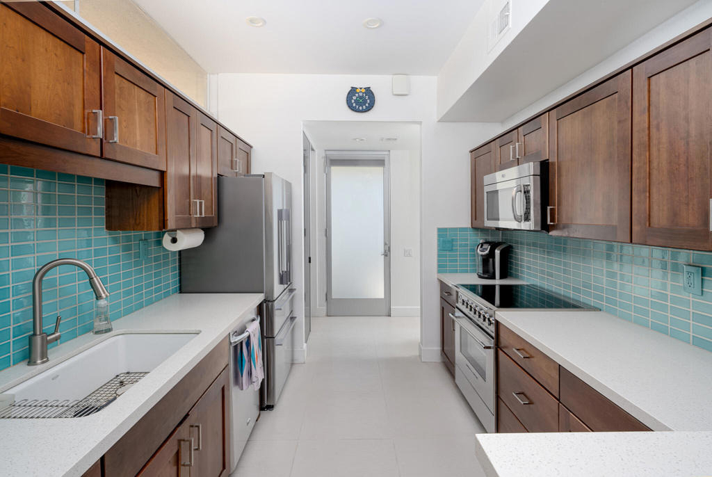 24 Desert Lakes Drive - Photo 6