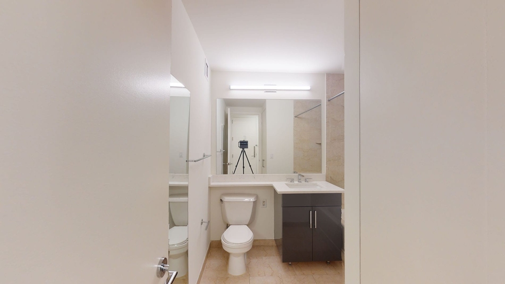 10 Hanover Square - Photo 4
