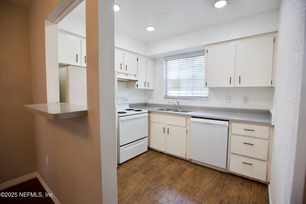 5201 Atlantic Boulevard - Photo 10