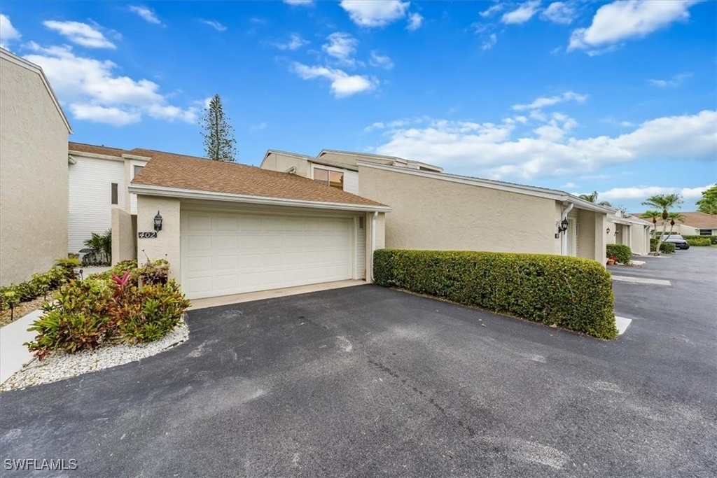 402 Bristle Cone Lane - Photo 0