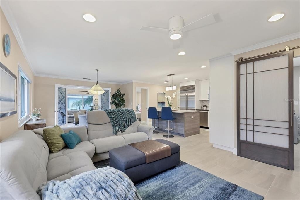 1900 Benjamin Franklin Drive - Photo 10