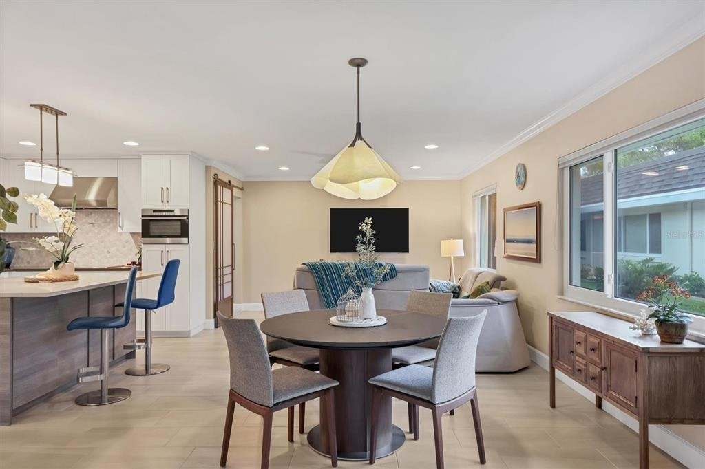 1900 Benjamin Franklin Drive - Photo 11