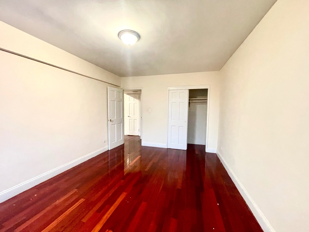 2510 Ocean Parkway - Photo 6