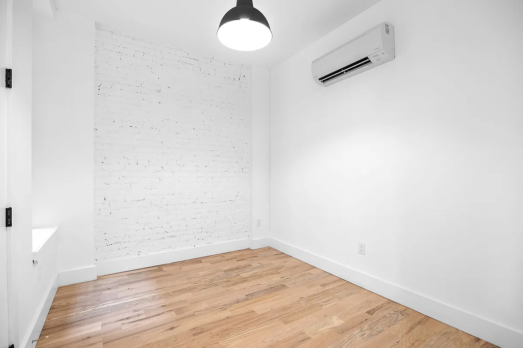 3056 44th Street - Photo 3