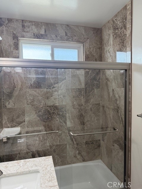 1131 N Kenmore Avenue - Photo 16