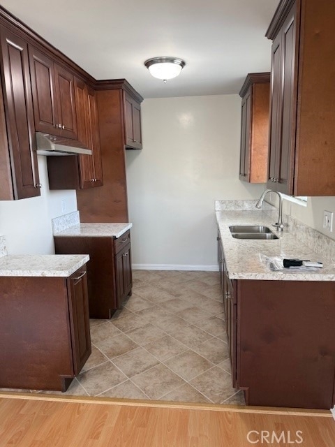 1131 N Kenmore Avenue - Photo 10