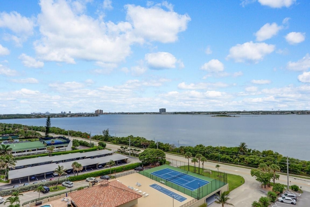5480 N Ocean Drive - Photo 8