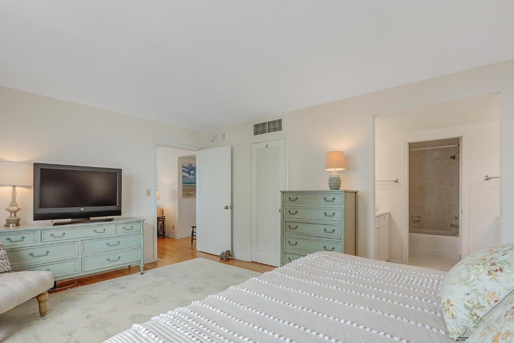 5480 N Ocean Drive - Photo 24