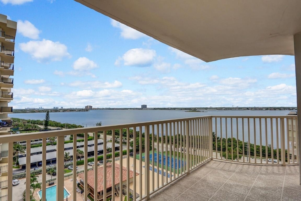 5480 N Ocean Drive - Photo 7
