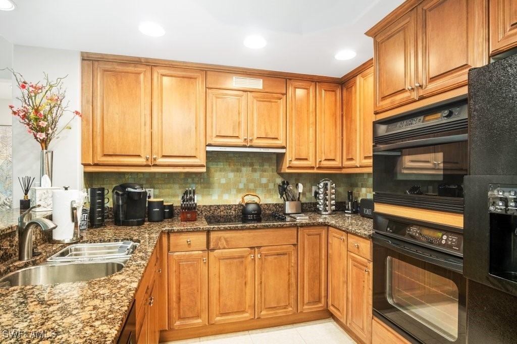 2728 Tiburon Boulevard E - Photo 5