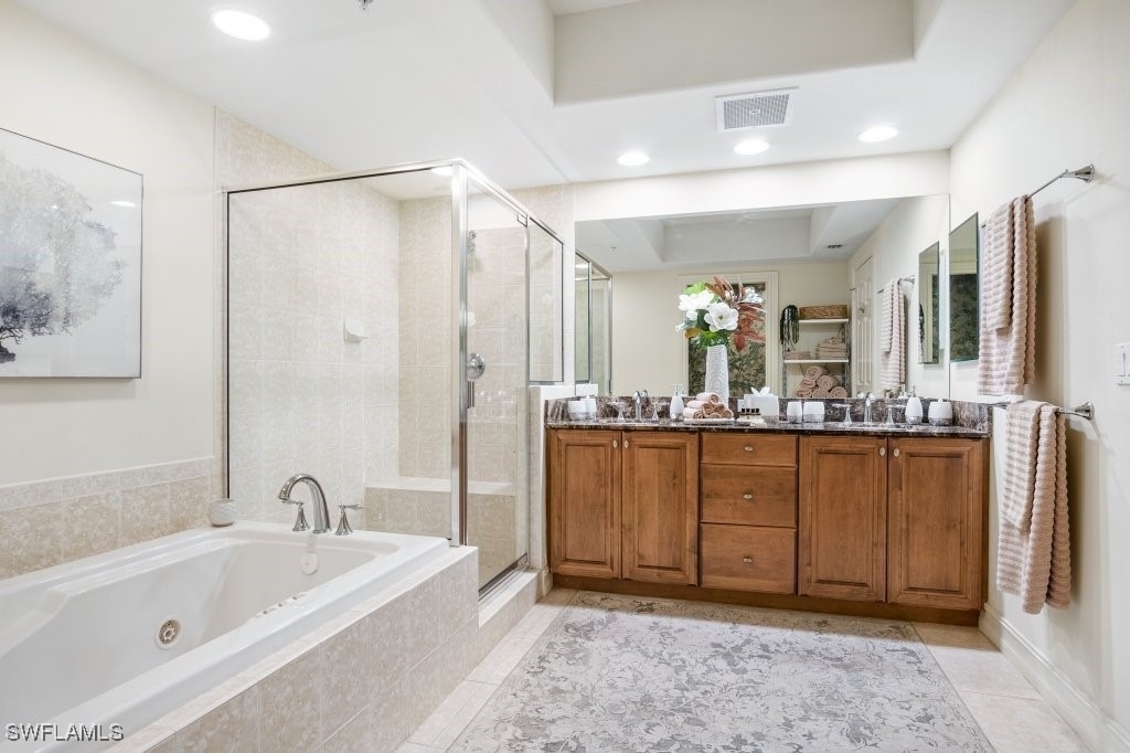 2728 Tiburon Boulevard E - Photo 20