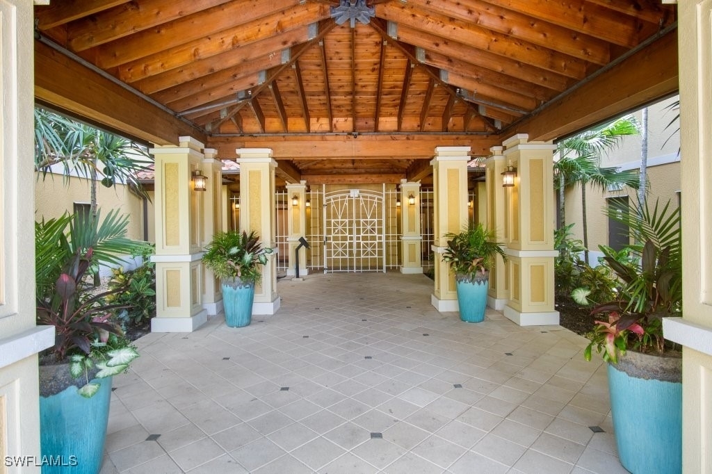 2728 Tiburon Boulevard E - Photo 22
