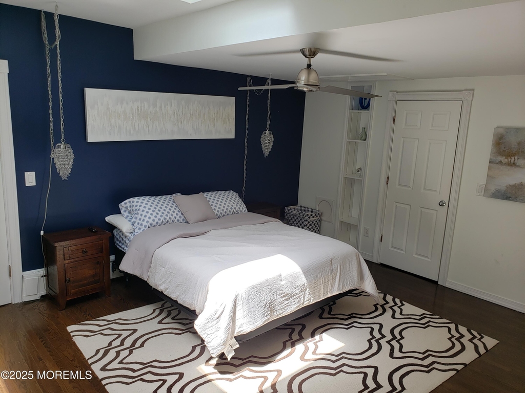 393 Bath Avenue - Photo 3