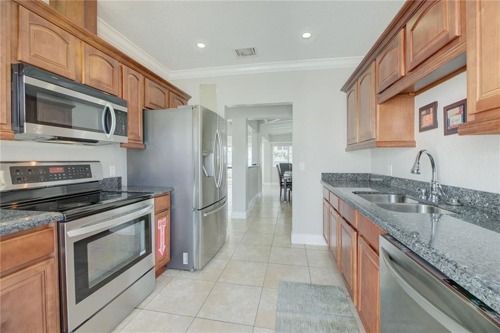 1501 E Fort Lauderdale Beach Boulevard - Photo 10