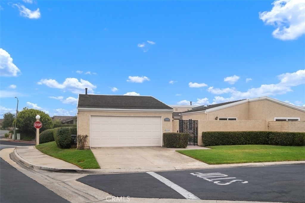 31202 Palma Drive - Photo 2