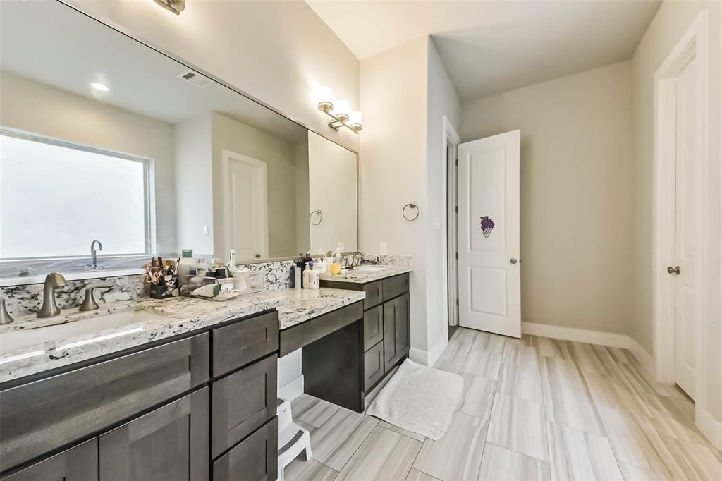 10914 Brookeshire Chase Lane - Photo 33
