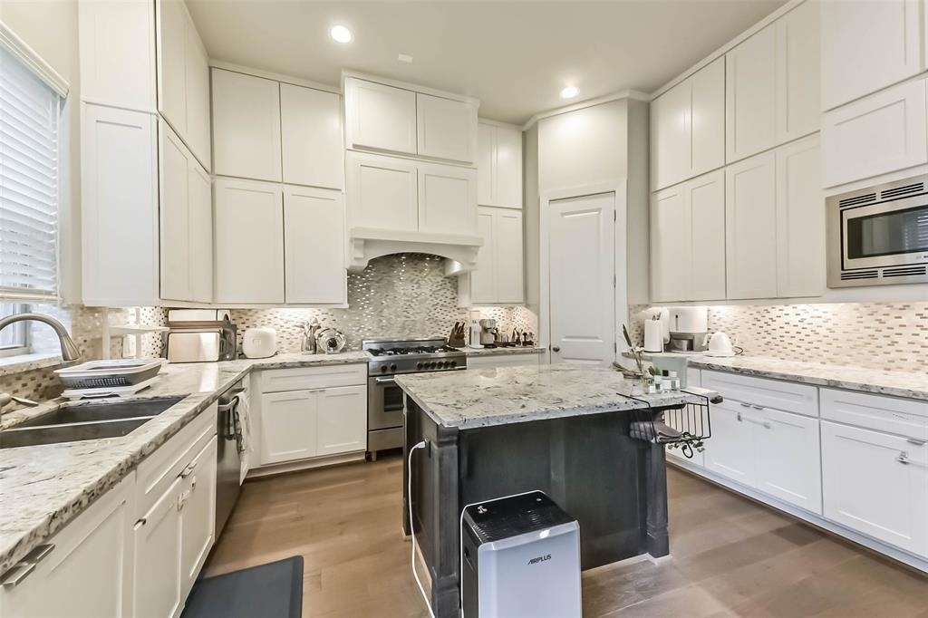 10914 Brookeshire Chase Lane - Photo 16