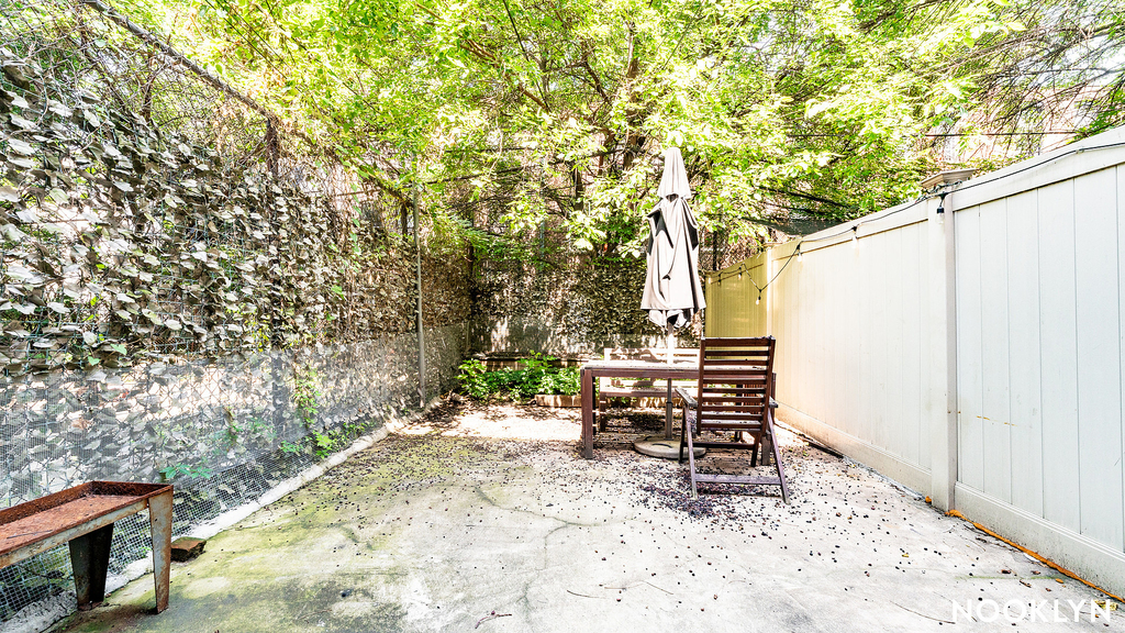 183 Jefferson Street - Photo 13