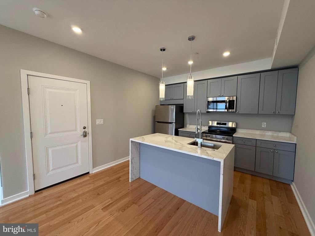914 W Susquehanna Avenue - Photo 5
